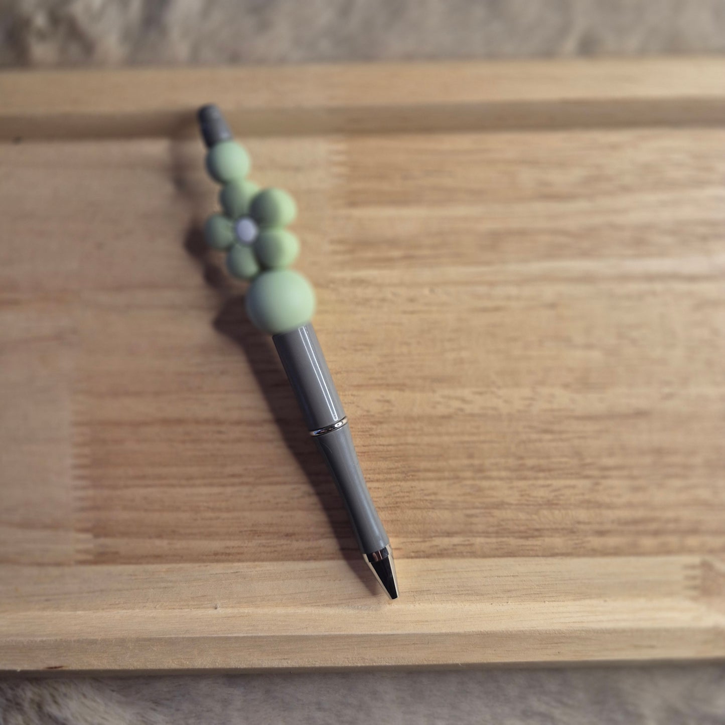 Kugelschreiber mit Blume | Salbeigrün | Grau