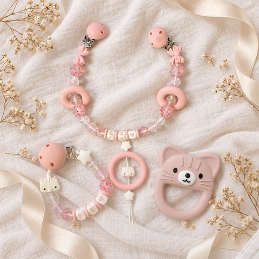 Geschenkset Kätzchenliebe mit Schnullerkette, Kinderwagenkette und rosa Katzen-Beißring