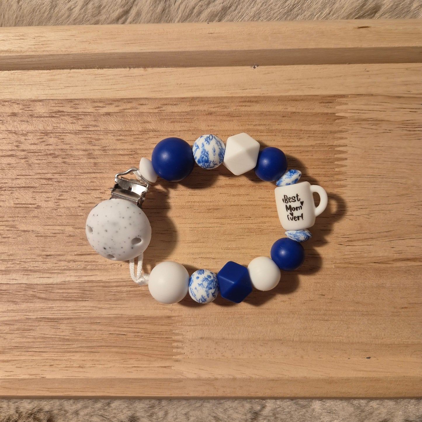 Schnullerkette Kaffeebecher Best Mom Ever 3D | Blau Weiß